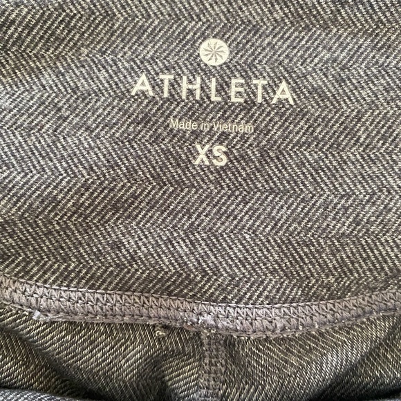 🚨JUST REDUCED🚨 Athleta Gray Herringbone Lined Leggings Ruched Size XS - Picture 6 of 8